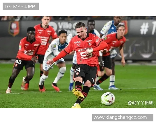 法甲激战：斯特拉斯迎战图卢兹力争主场胜利与客队突破